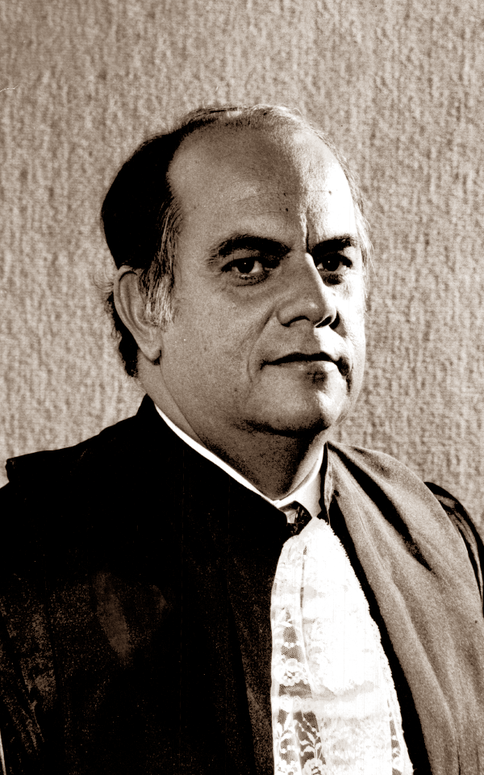 José Lázaro Alfredo Guimarães